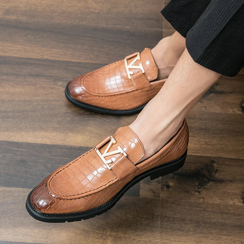 New Designer Men's Leather Shoes Trend Luxury Brand  Pointed Toe Leather Shoes